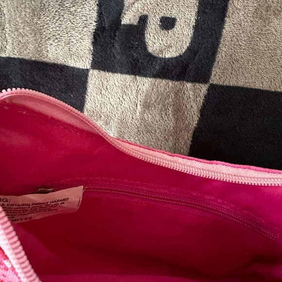 Sanrio hello kitty pink quilted patterned mini shoulder purse from 2012 - Picture 7 of 7